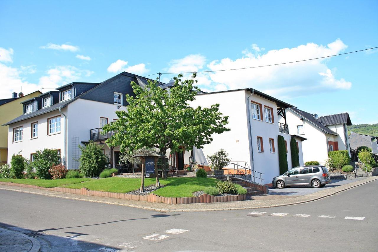 Weingut Markus Junglen Krov Bagian luar foto