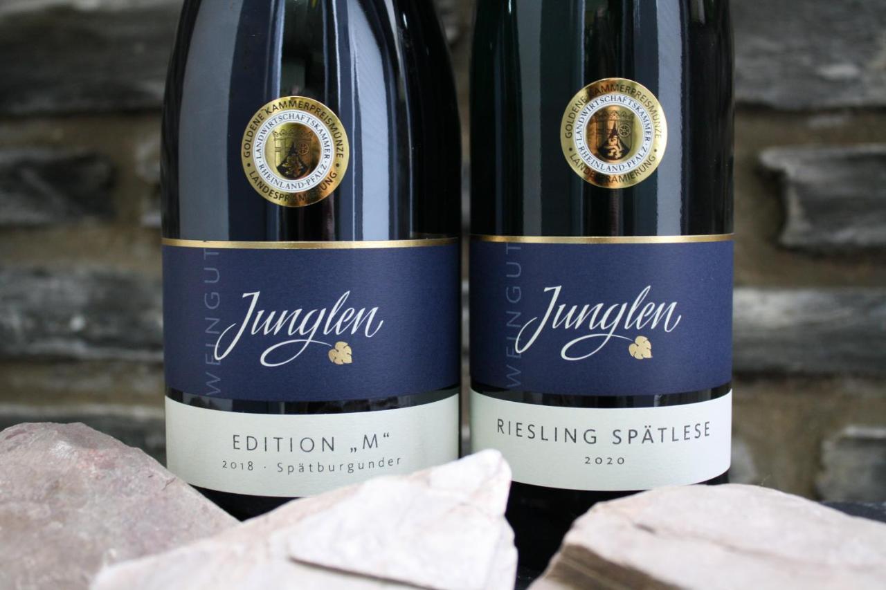Weingut Markus Junglen Krov Bagian luar foto